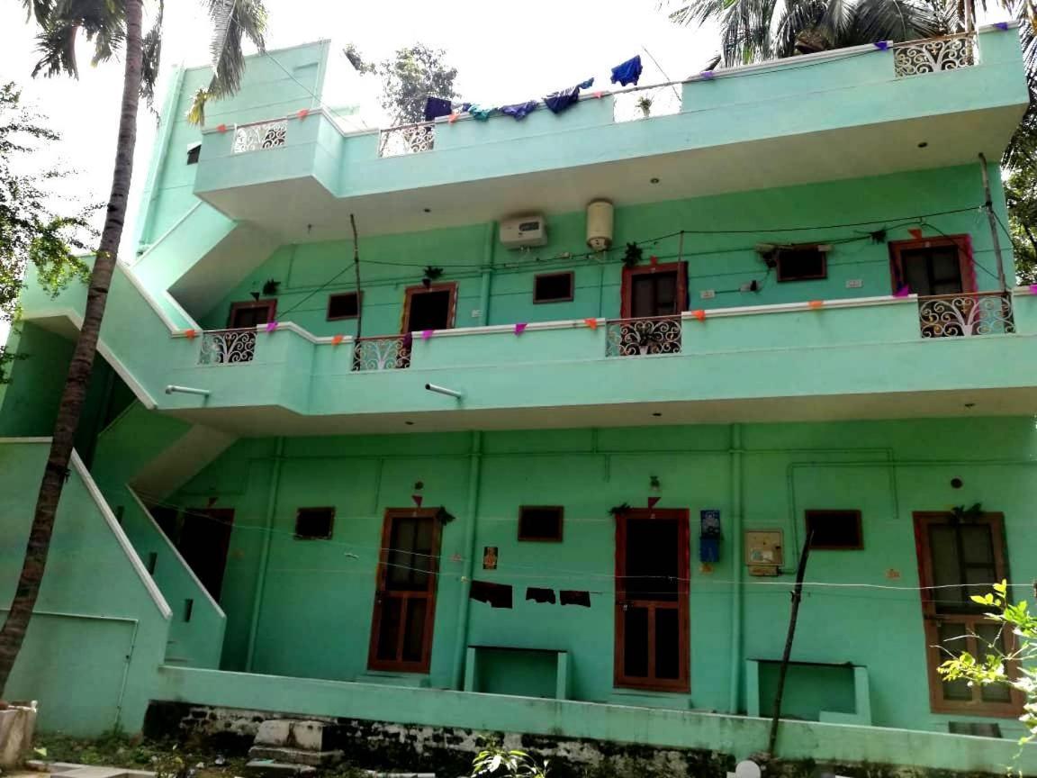 Sri Shankaraa Guest House Tiruvannamalai Ngoại thất bức ảnh