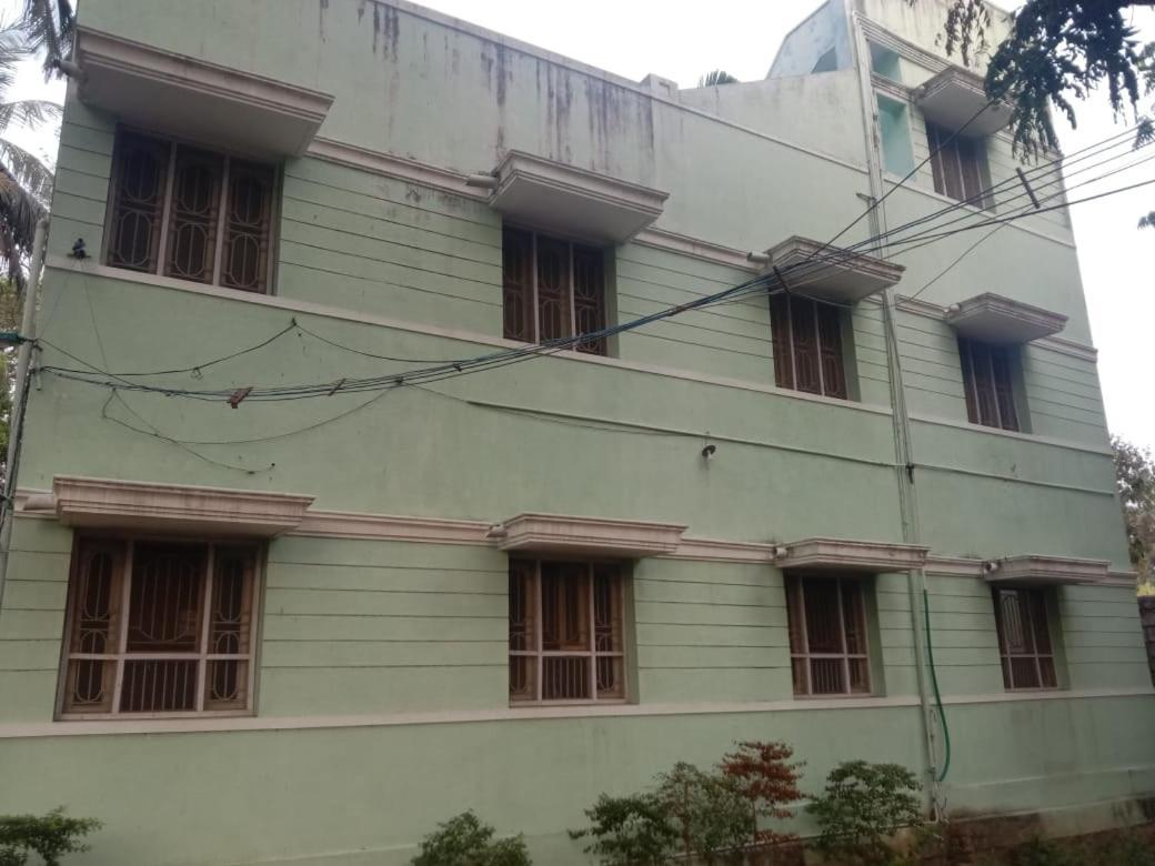 Sri Shankaraa Guest House Tiruvannamalai Ngoại thất bức ảnh